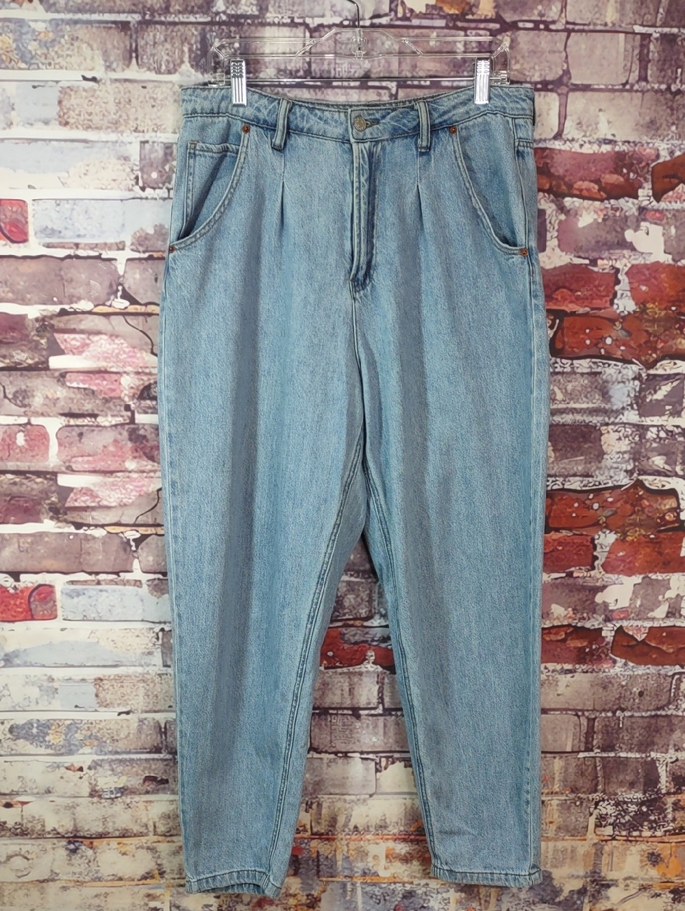 S.O.N.G. Pleated Baggy Jeans